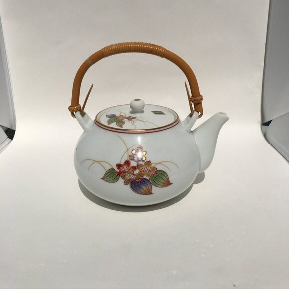 Vintage Japanese Teapot with Bamboo Handle Porcelain Floral Gold Rimmed - Picture 4 of 16